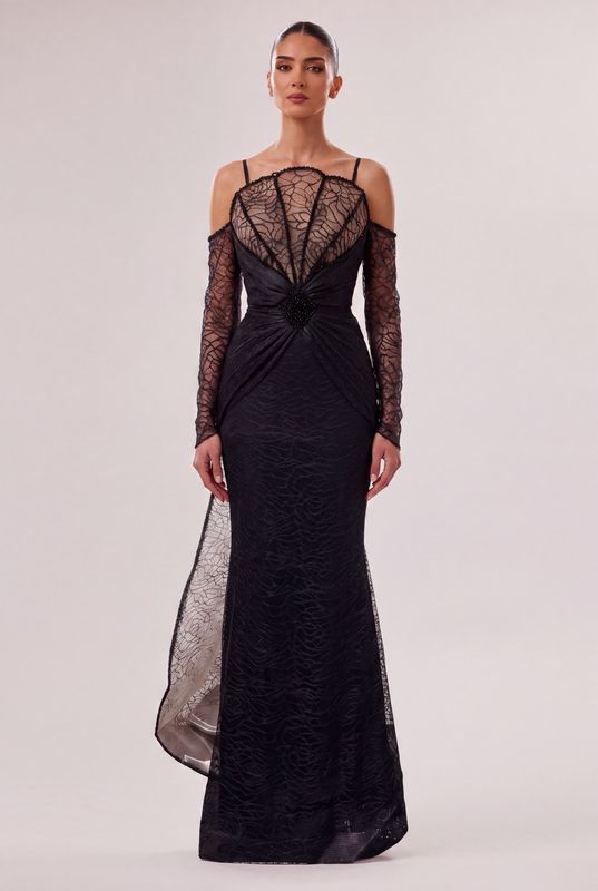 RAVEN LACE