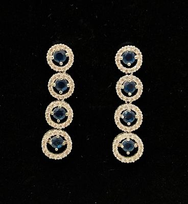 Aretes silver de circulos con cristales y piedras azules