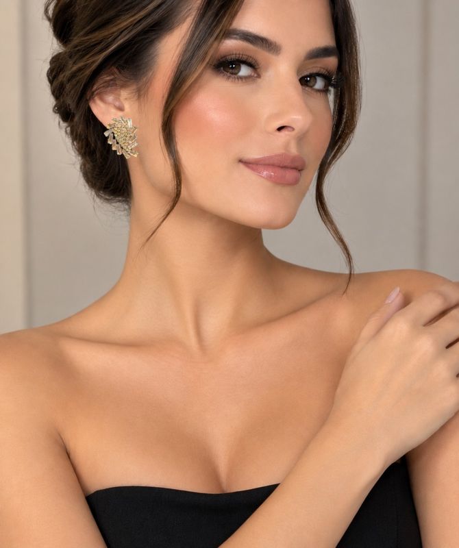 Aretes medianos dorados con cristales silver