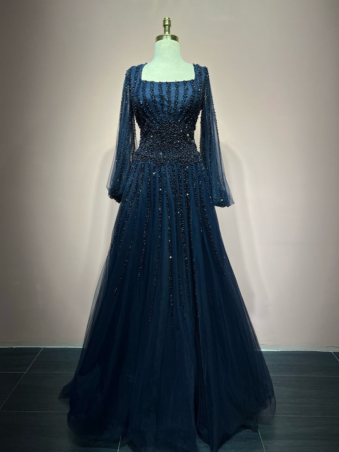 NAVY BLUE