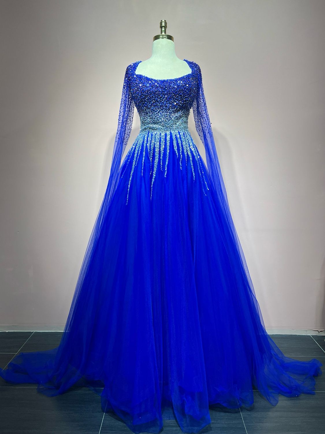 ROYAL BLUE