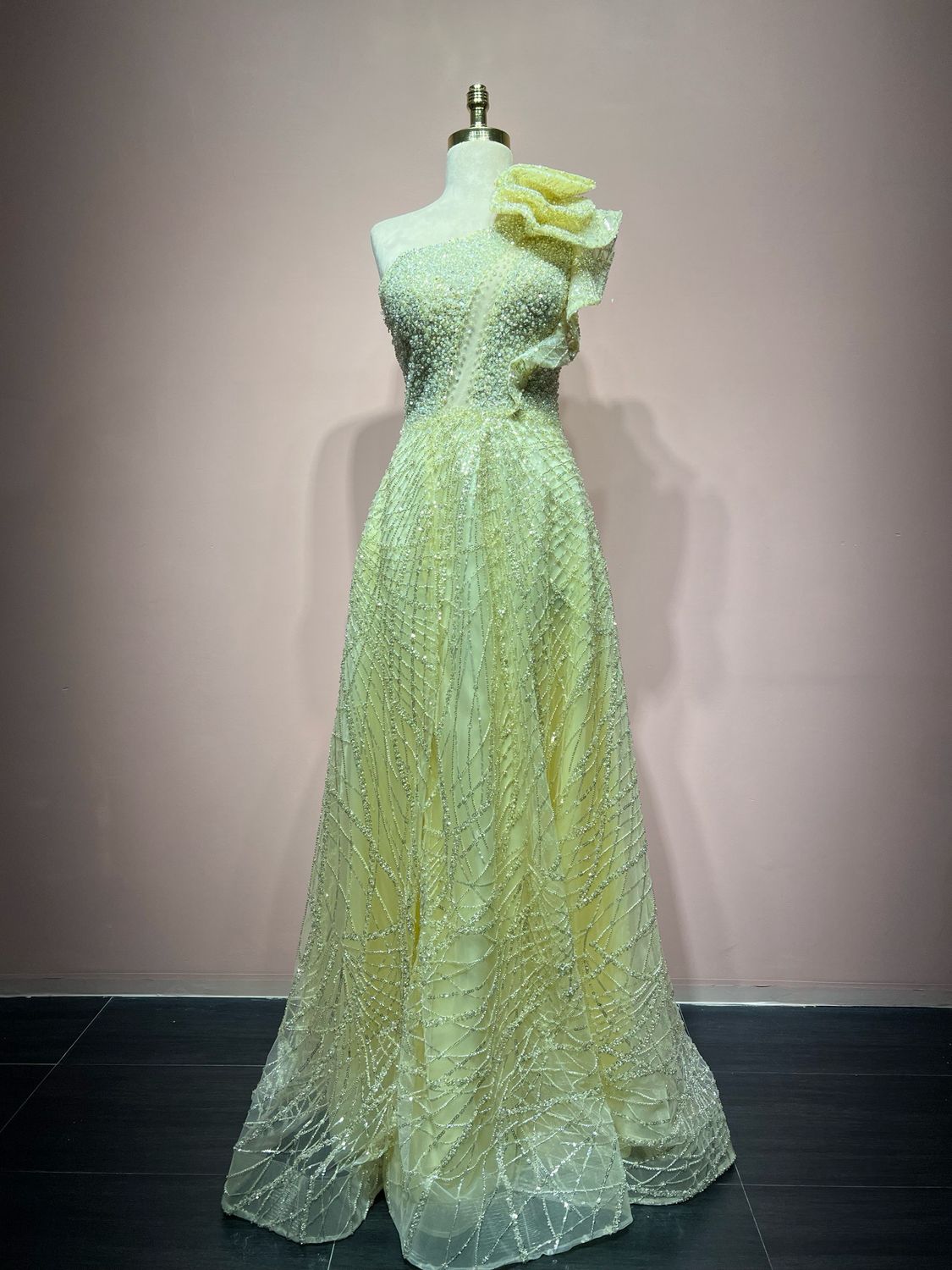 PALE YELLOW