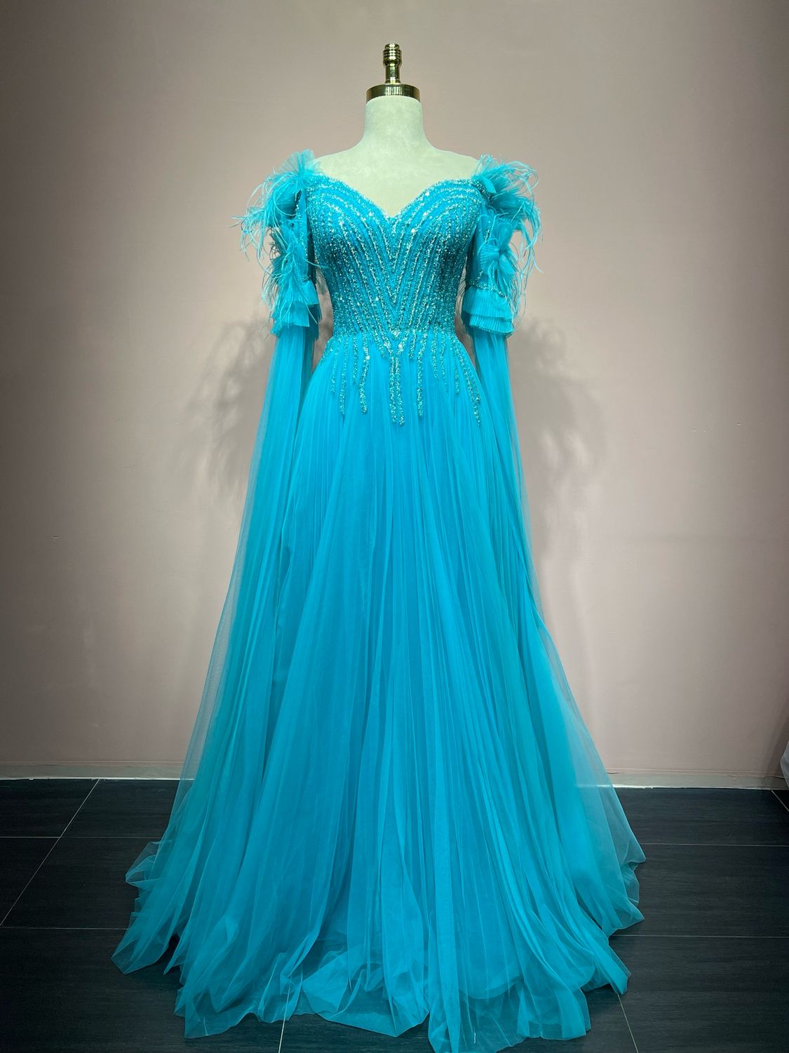TURQUOISE BLUE 