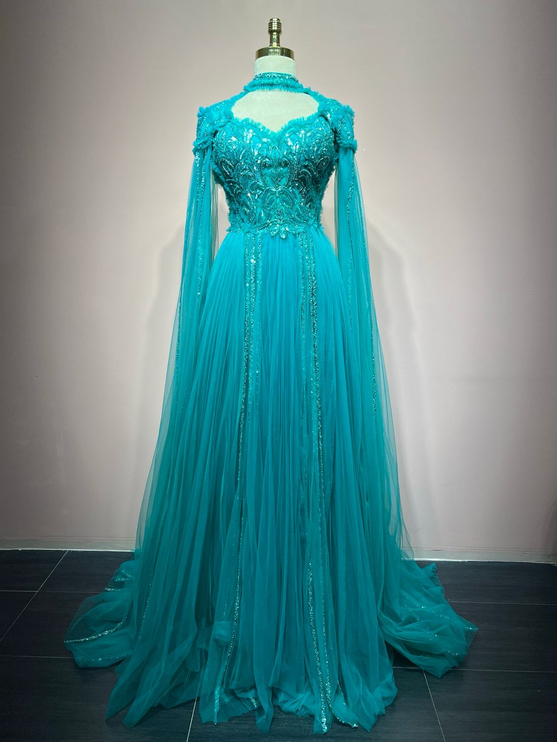 EMERALD GREEN