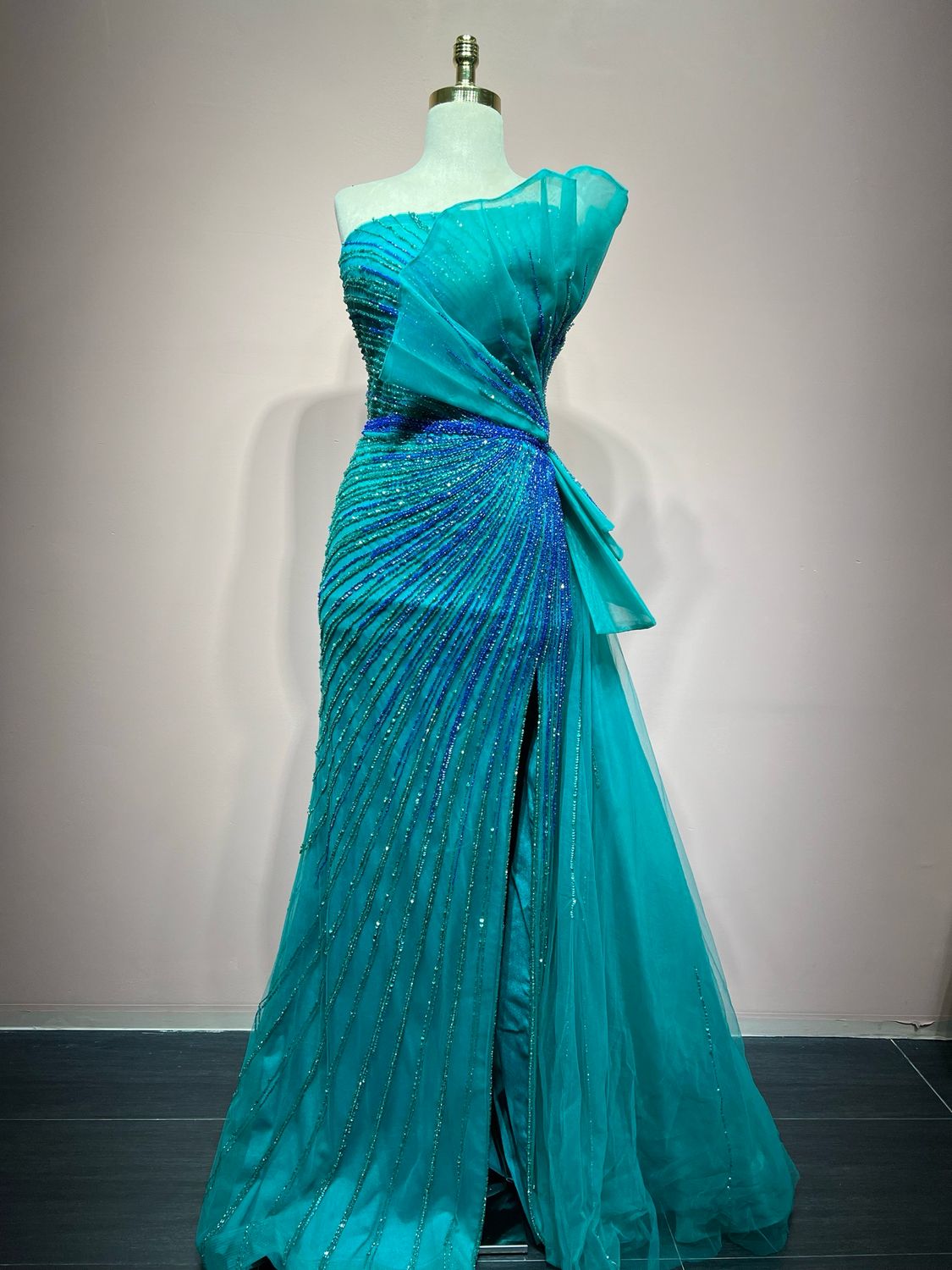 TURQUOISE GREEN
