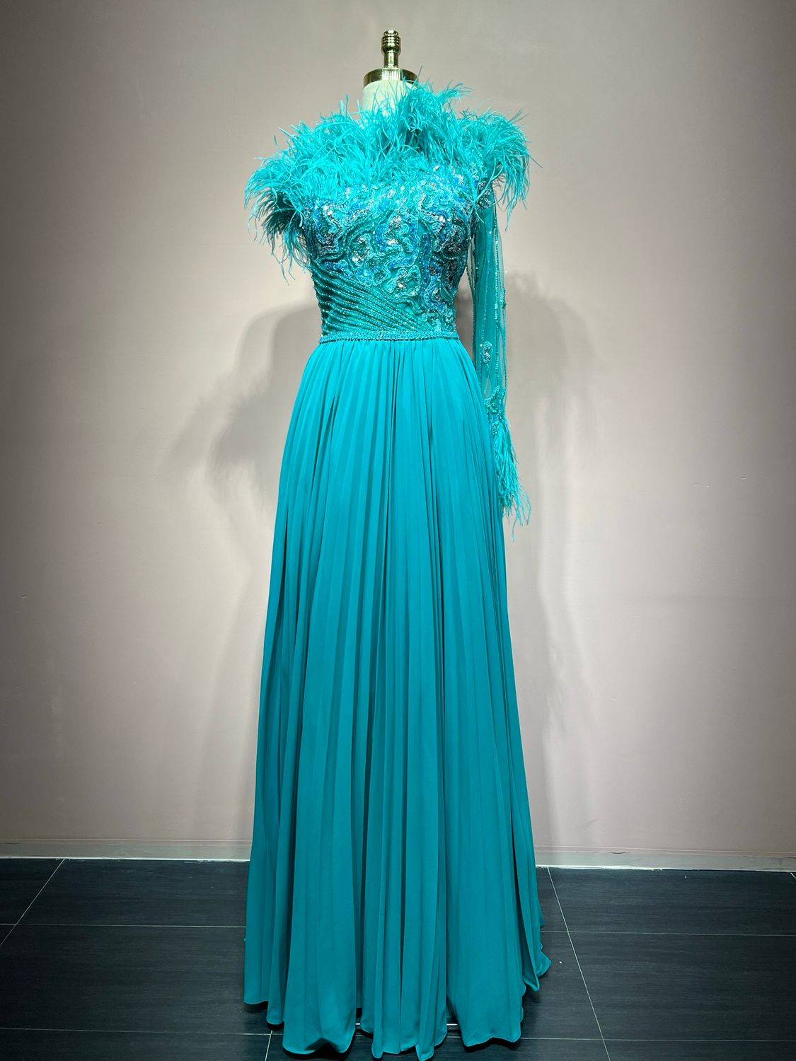 TURQUOISE GREEN