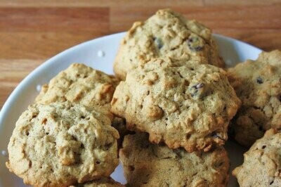 Healthy Applesauce Raisin Cookies