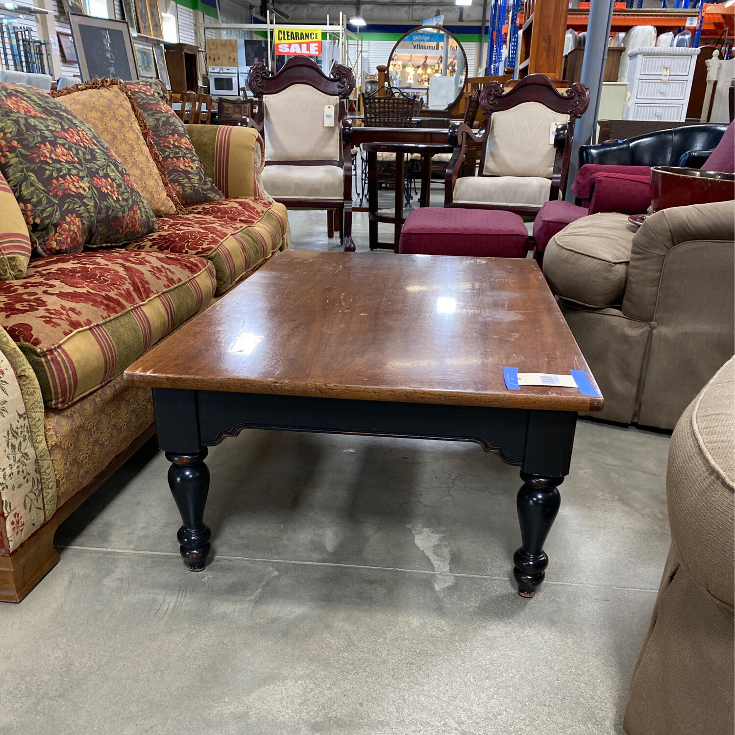 BLACK/BROWN COFFEE TABLE