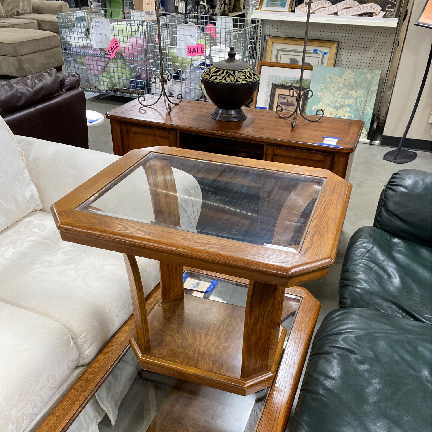 CLEARANCE NICE COFFEE AND SIDE TABLE