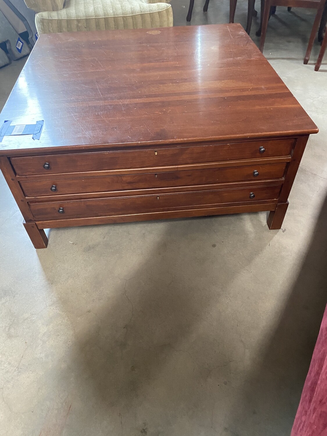 CLEARANCE PUZZLE TABLE