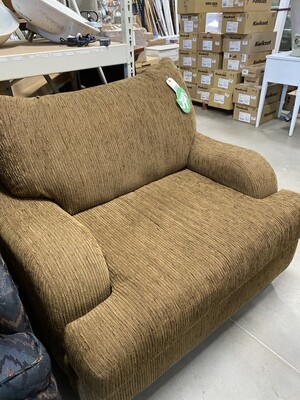 CLEARANCE OVERSIZED CHAIR DRK. BROWN 
