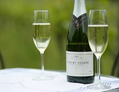 Albury Estate Blanc de Blancs Albury Estate Blanc de Blancs