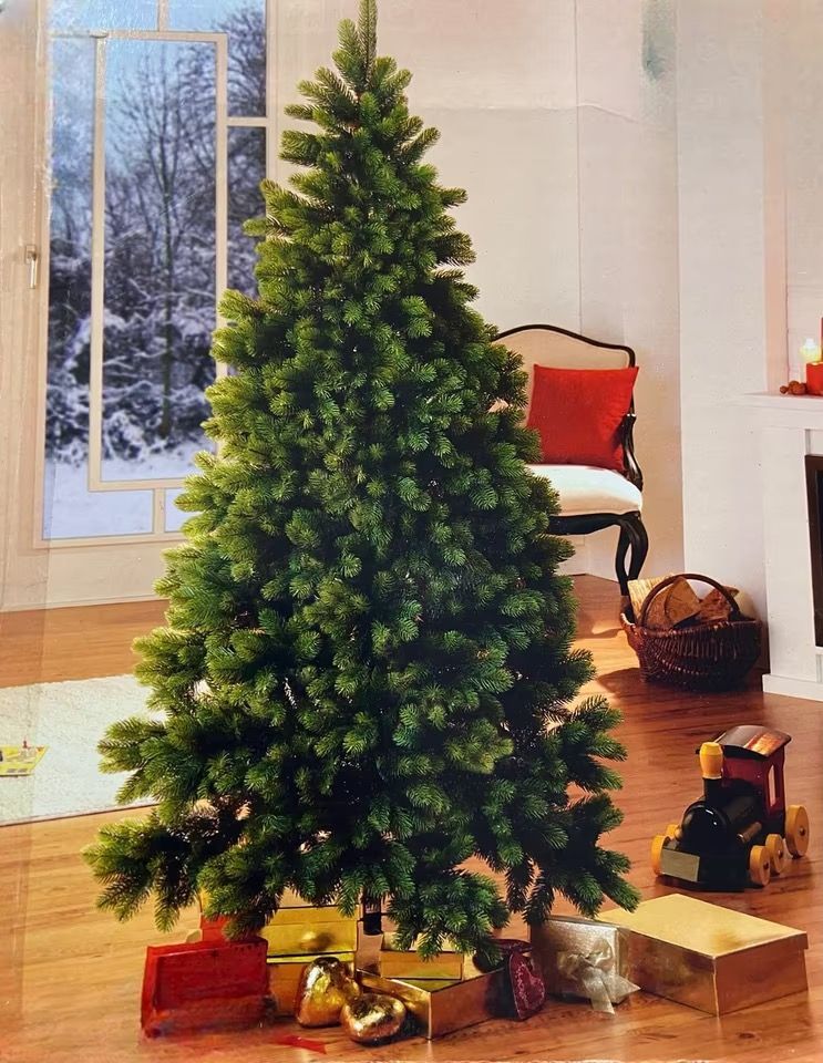 WEIHNACHTSBAUM mit STÄNDER