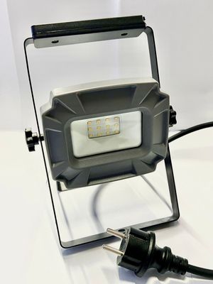 LED POWER ARBEITSSTRAHLER 1150 Lumen LED POWER ARBEITSSTRAHLER 1150 Lumen