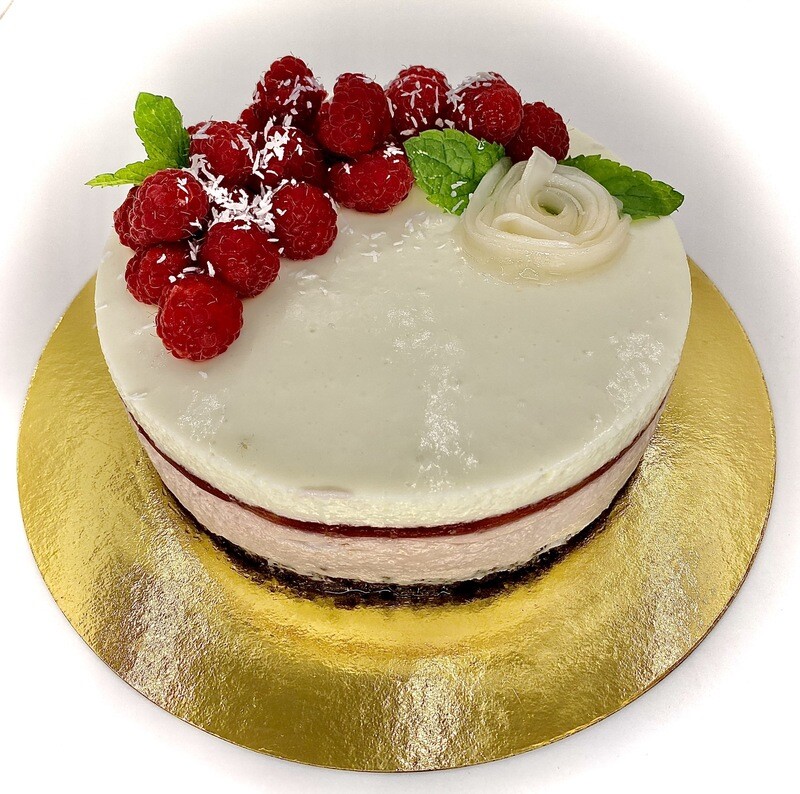 Rasberry &amp; Coco Cheesecake
