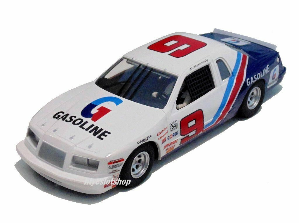 FORD THUNDERBIRD 1986 #9 BLUE / WHITE / RED