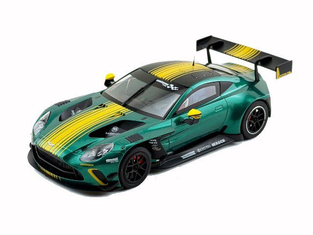 ASTON MARTIN VANTAGE GT3 EVO TEST CAR + FIGURA ALONSO