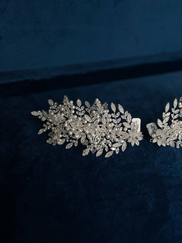 Peinetas de Novia con Cristales y Perlas