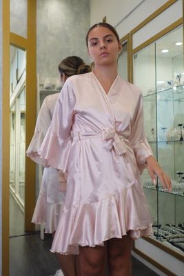 Bata de seda Somon Con Vuelos