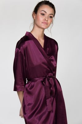 Bata de seda Plum