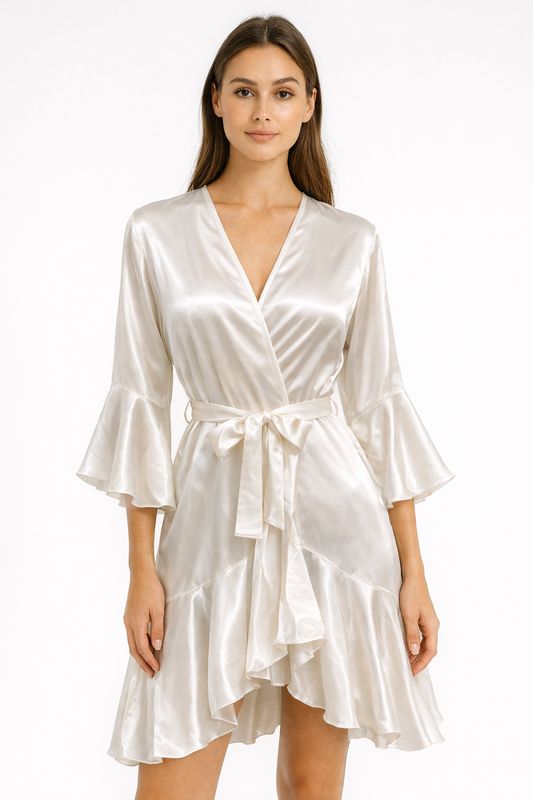 Bata Satinada Color Perla con Vuelos para Novia