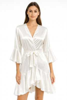 Bata de Seda Satinada Blanca con Vuelos para Novia