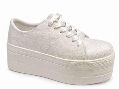 LACE SLIPPER
