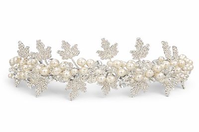 Tocado de Novia con Perlas y Hojas de Cristales