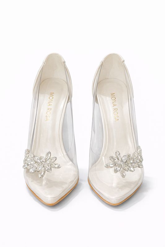 Zapato Tipo Cenicienta Blanco de Punta con Cristales Swarovski