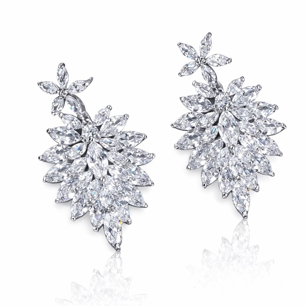 Aretes de Cristal Diseño Floral