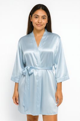 Bata de Seda Dusty Blue para Novias y Damas de Honor