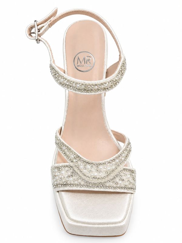 NACRE AND PEARLS