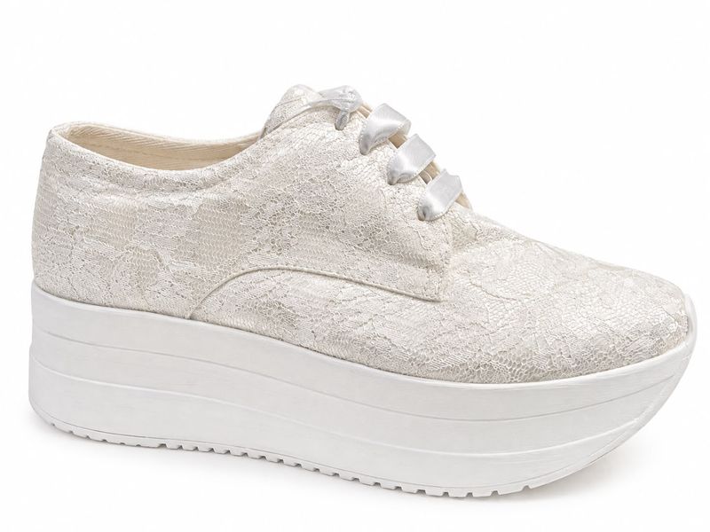 OFF WHITE LACE