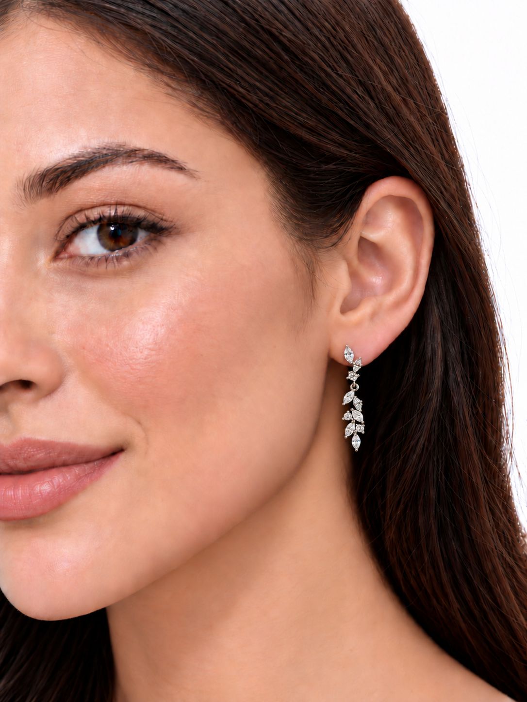 MINI CRYSTAL DANGLE EARRINGS