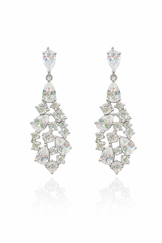 Aretes de Plata con Cristales en Forma de Gota