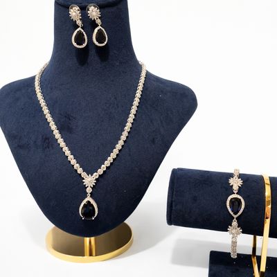 Conjunto de Joyería de Plata con Cristales Color Azul Zafiro