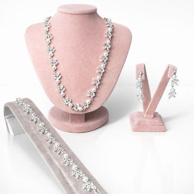 Conjunto de joyería de plata