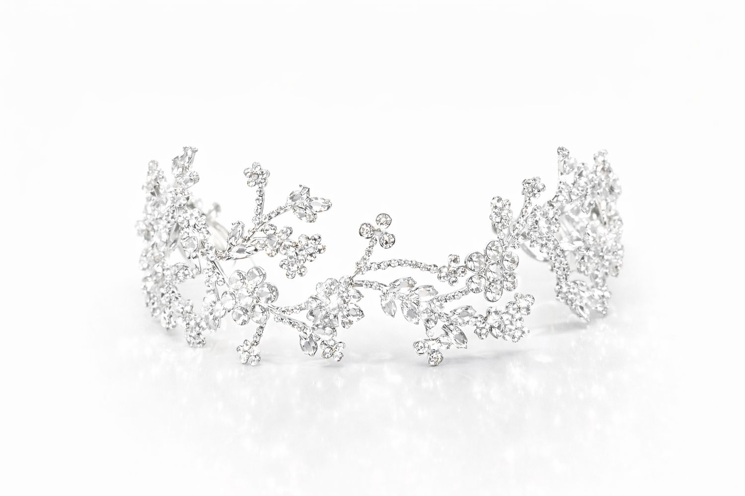 Headpiece Lujoso Tipo Vincha con Cristales y Pedrería Libanesa