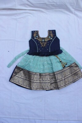 KC23068 Traditional Baby Frock 12-24 months