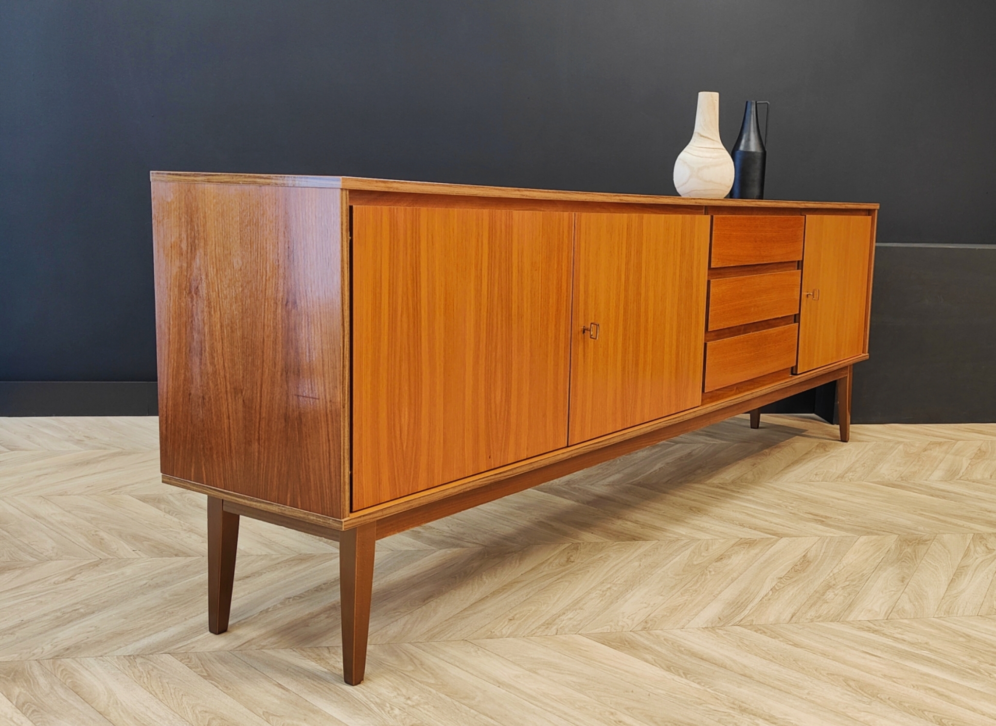 Zweeds Mid Century sideboard | Vintage - dressoir, kast, tv meubel
