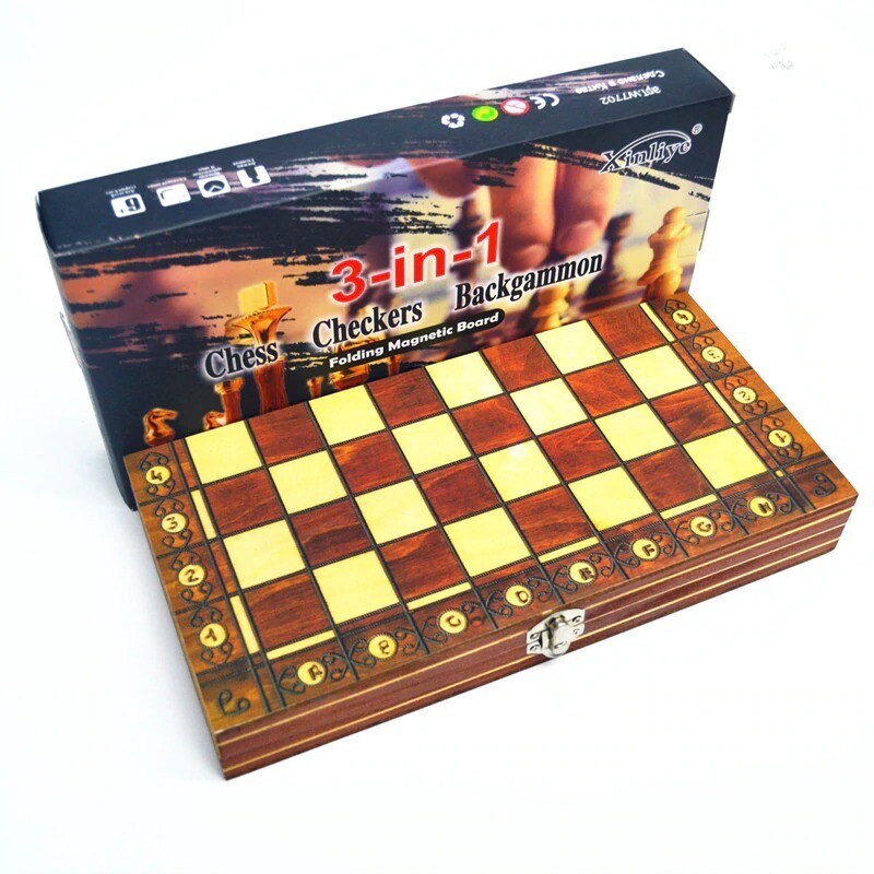 Coffret en bois 3 en 1 - Backgammon, jeu de Dames et jeu d'échecs