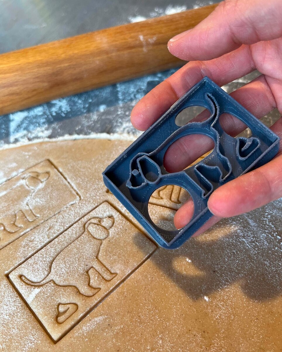 Poepende Hond - Grappige Hond Fondant &amp; Koekjessnijder