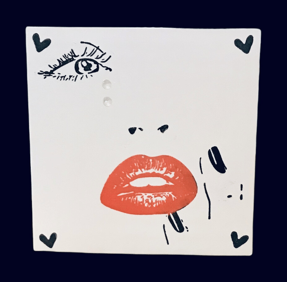 LOVE/ RED LIPS