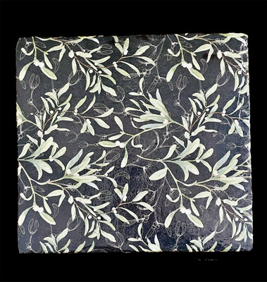LARGE SLATE DECORATIVE PLATTER - MISTLETOE ON BLACK