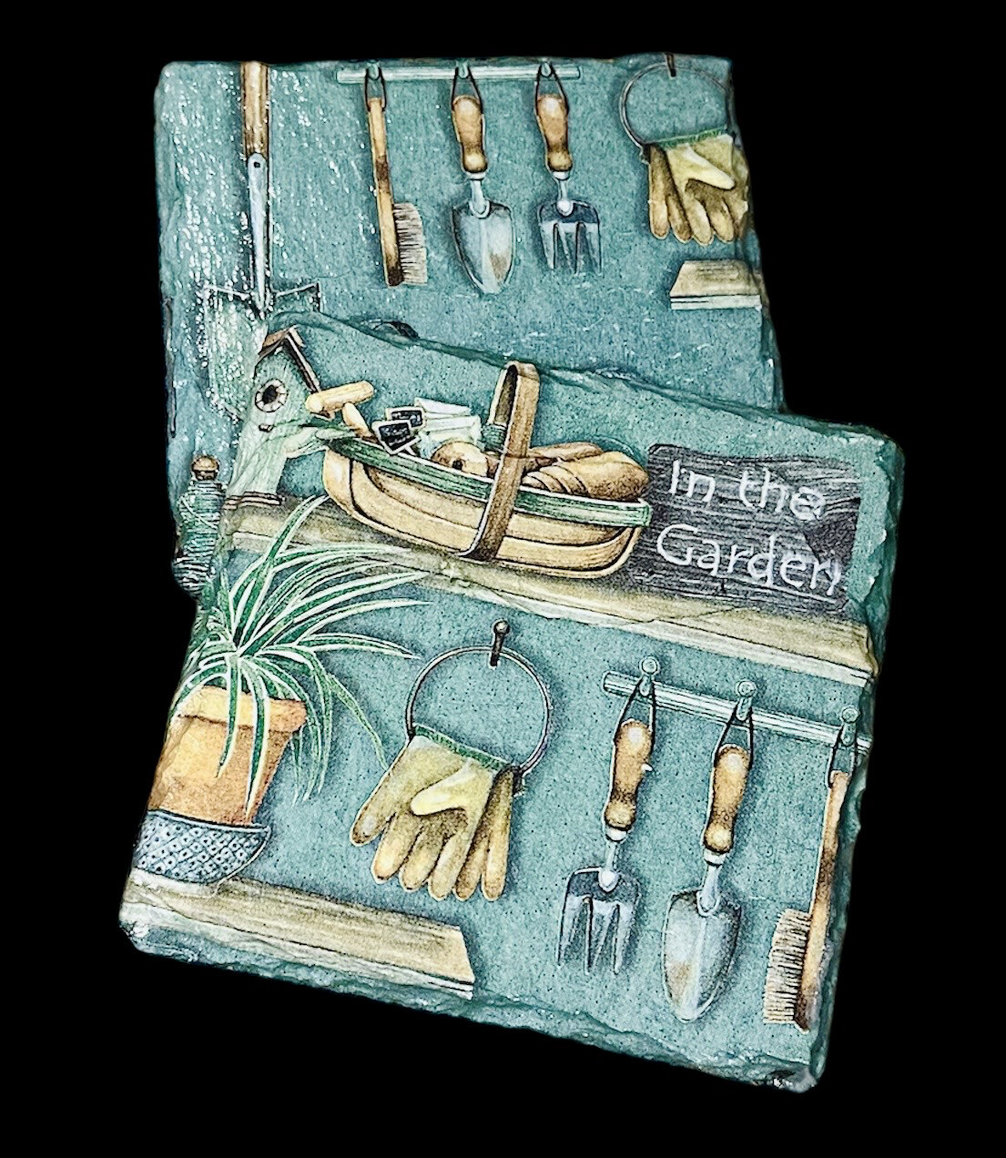 SLATE COASTER SQUARE - IN THE GARDEN