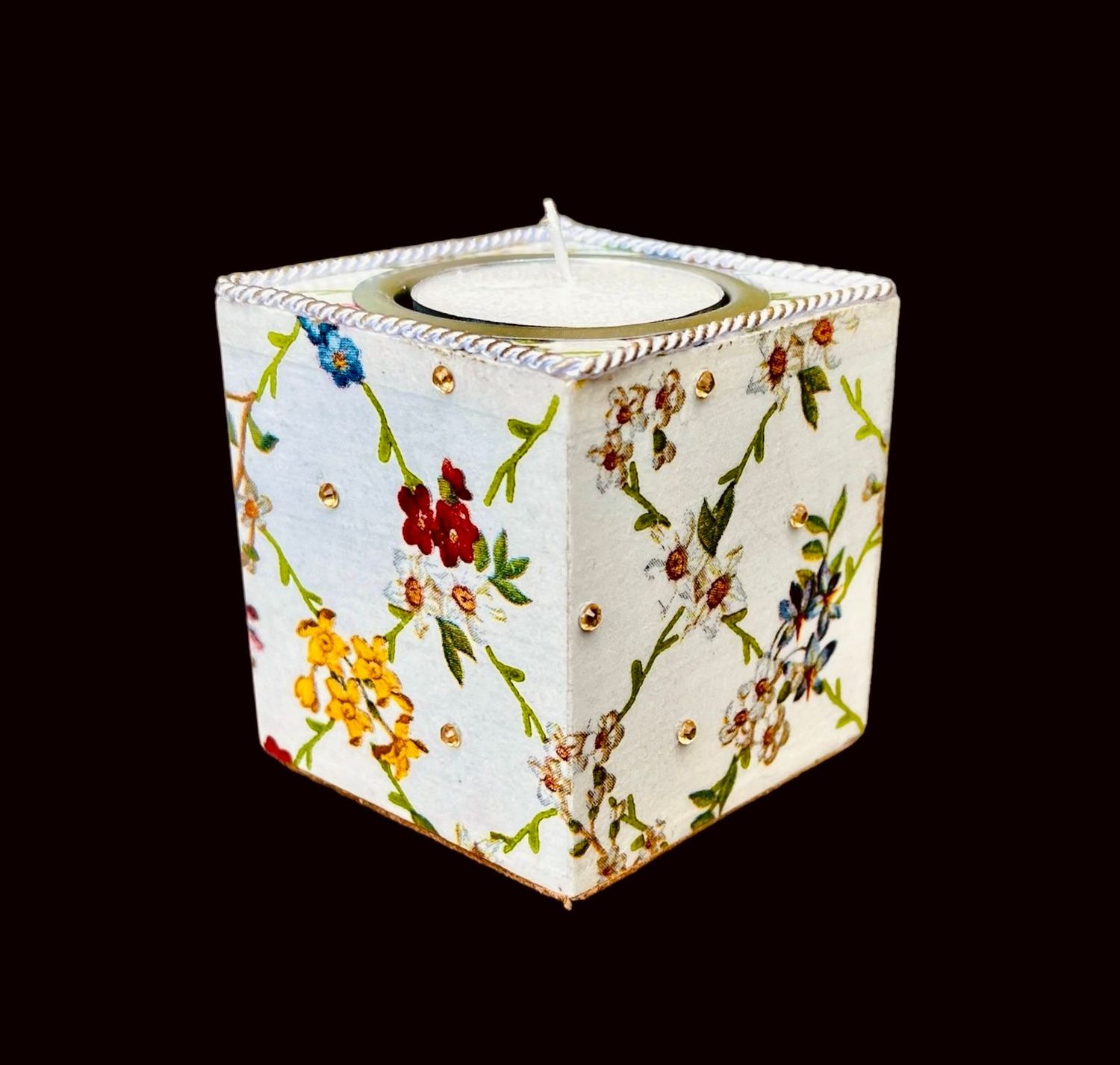 TEALIGHT CUBE - FLORAL LATTICE