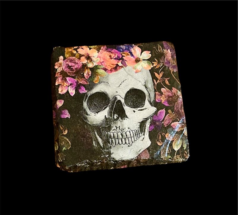 RAW SLATE COASTER SQUARE - SKULL & FLOWERS