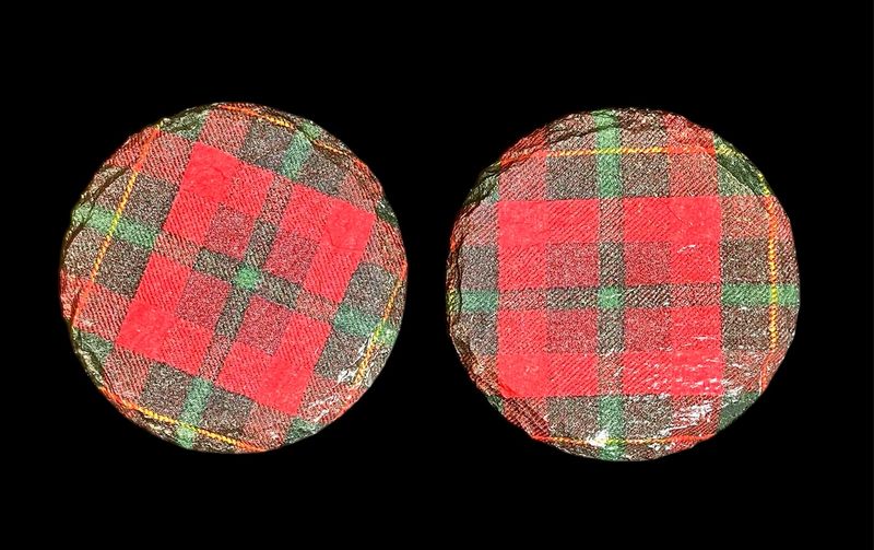 SLATE COASTER ROUND - TARTAN RED & GREEN