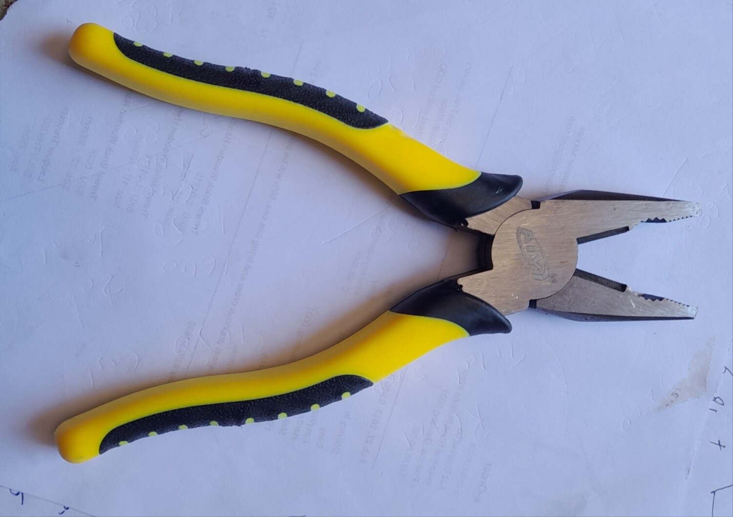 Bebona Combination Plier 8&quot;