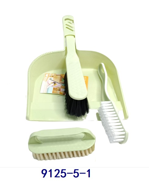 Dustpan and Brush 4 Pec Set